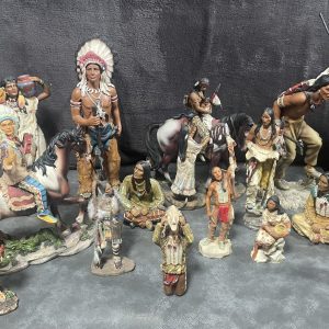 14x Native American Indian Figures incl Leonardo Veronese Castagna Regency