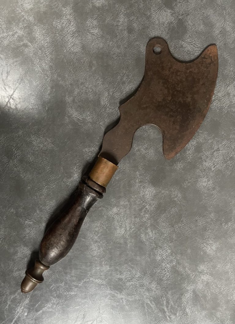 axe